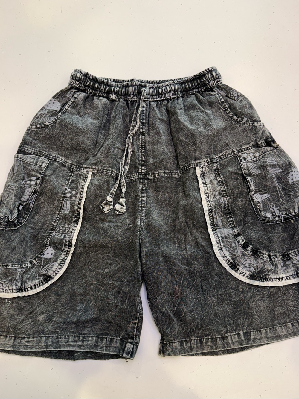 Vintage Mushroom Print Cargo Shorts Acid Wash Gray Cotton Drawstring Festival S/